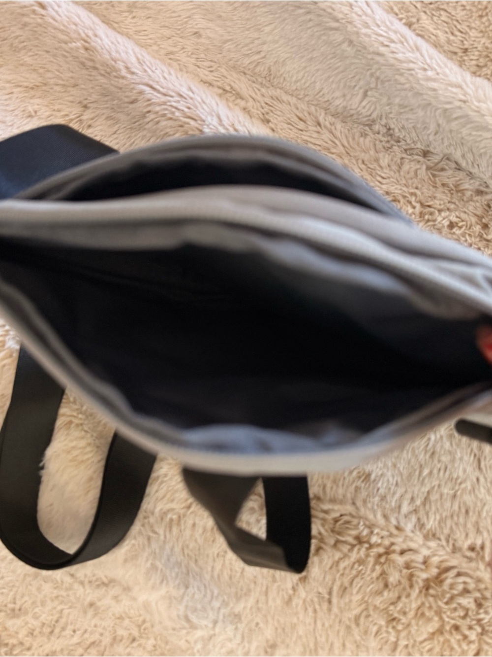 Travelon Gray Crossbody Sling Bag - Picture 4 of 4